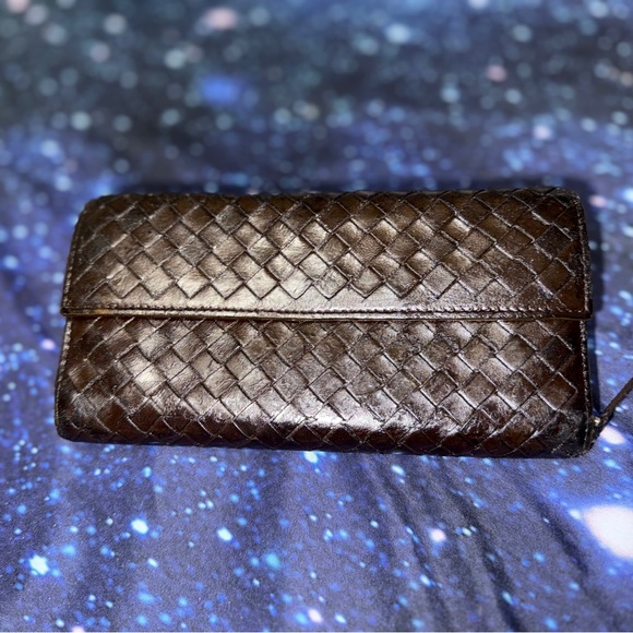 Bottega Veneta Intrecciato Leather Wallet - Picture 1 of 17